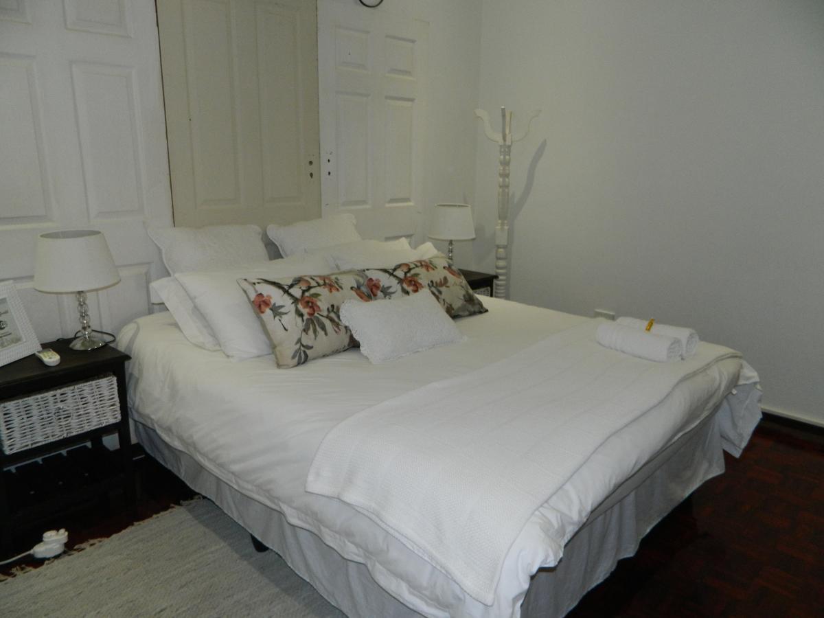 Guest House Gabby Klerksdorp Bagian luar foto