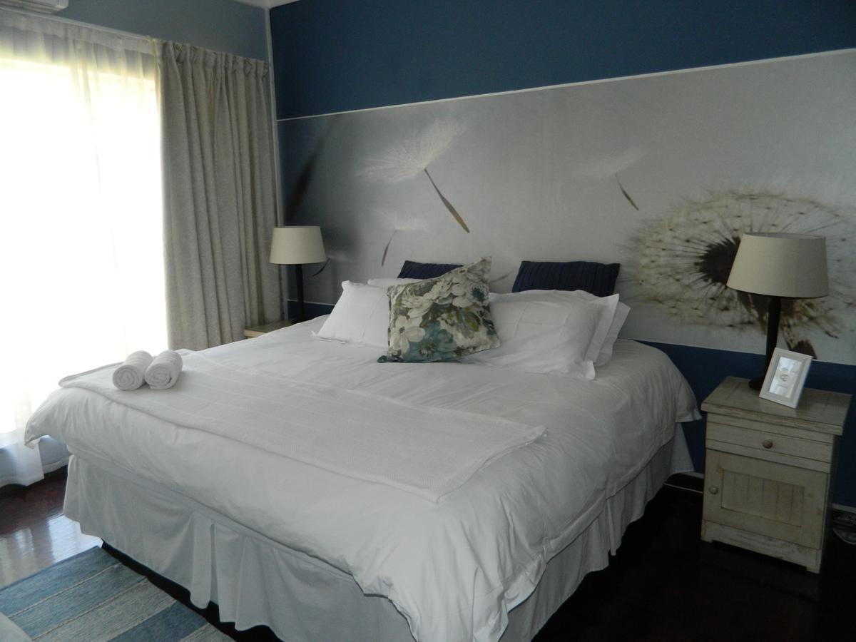 Guest House Gabby Klerksdorp Bagian luar foto