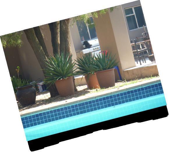 Guest House Gabby Klerksdorp Bagian luar foto